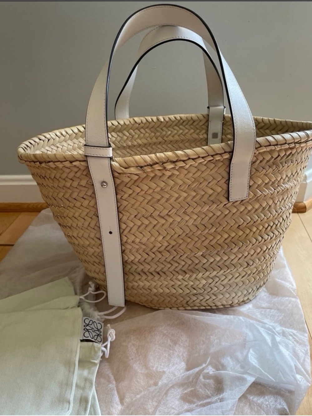 Price Firm- Authentic Loewe Natural Straw Tote with White Leather Trim (Medium) - Picture 7 of 8